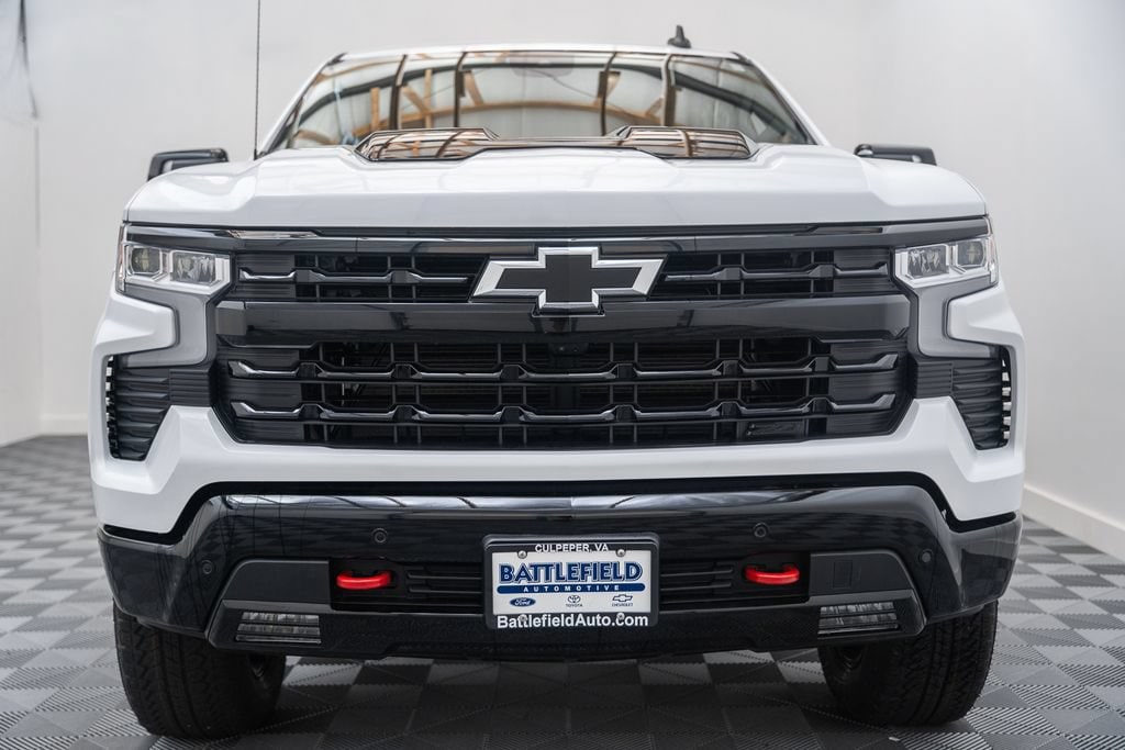 2026 Chevrolet Silverado 1500 LT Trail Boss - Photo 2