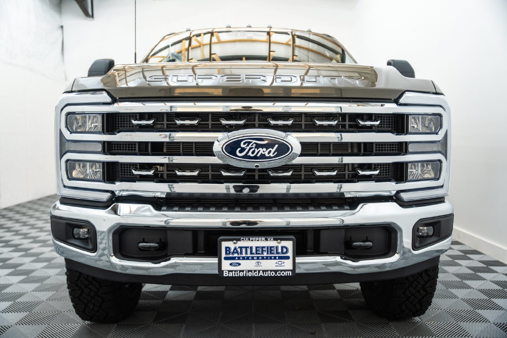 New 2027 Ford F-250 XLT Truck