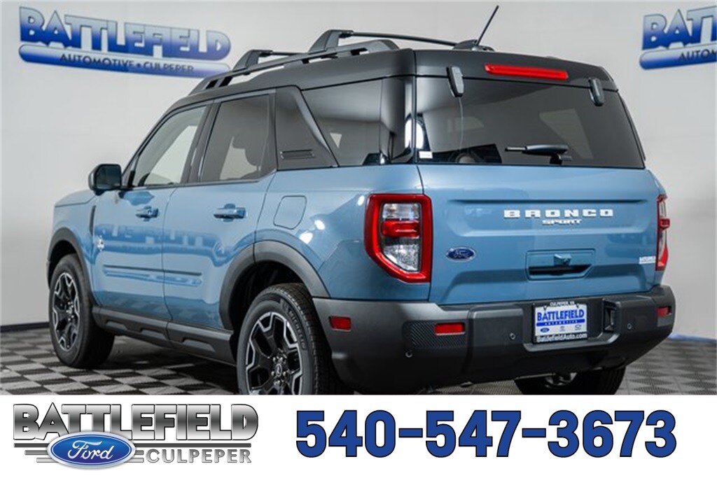 2025 Ford Bronco Sport Outer Banks photo 4