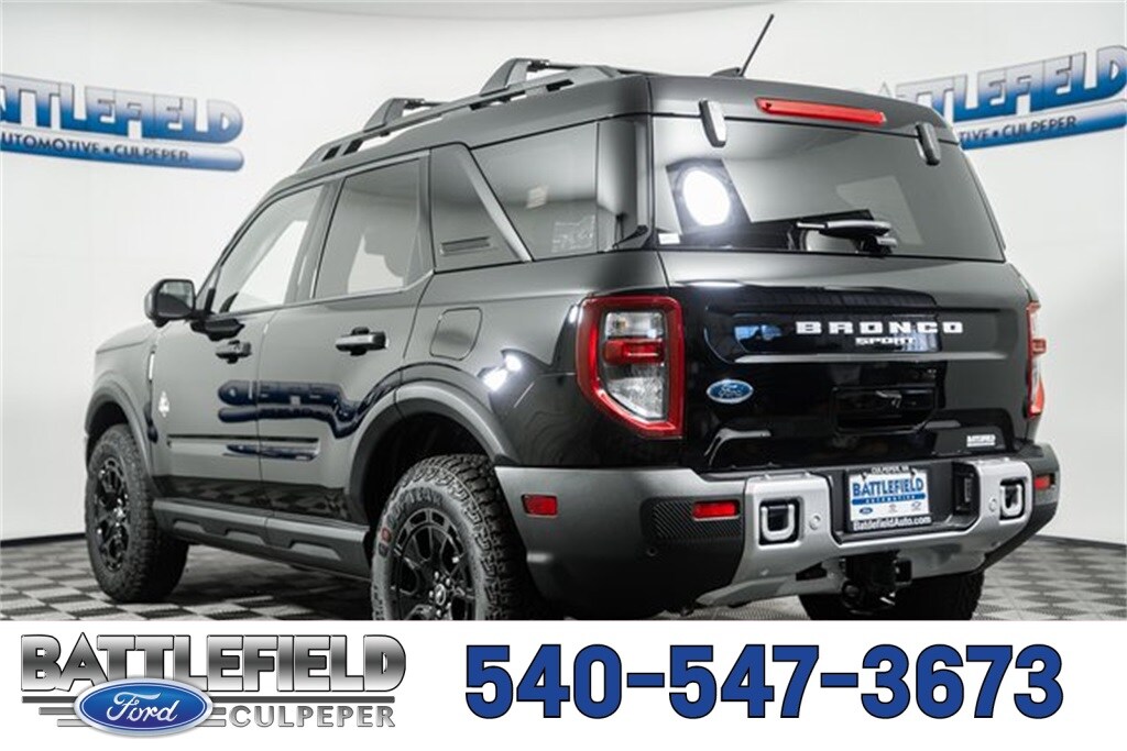 2025 Ford Bronco Sport Outer Banks photo 4