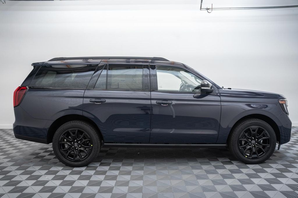 New 2027 Ford Expedition Platinum SUV