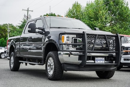 2017 Ford F-250SD XL Truck Crew Cab 22855A