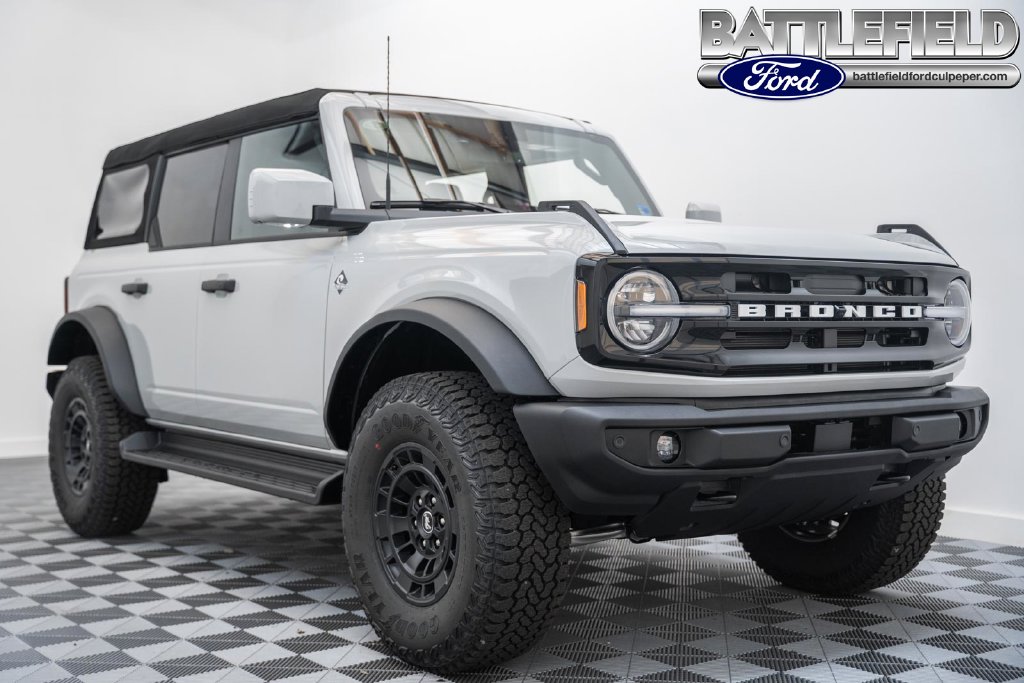 New 2026 Ford Bronco Outer Banks SUV