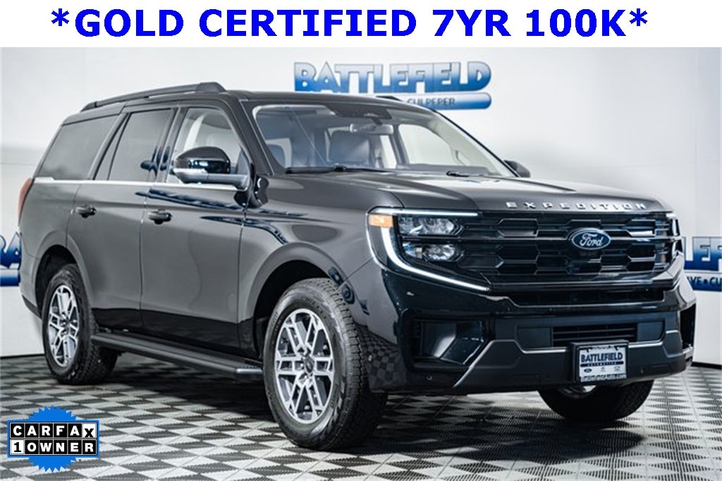 2025 Ford Expedition Active's photo