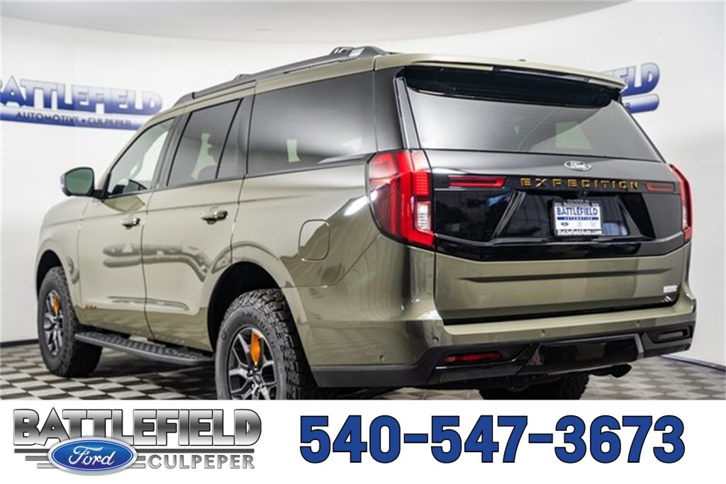 2025 Ford Expedition photo 4
