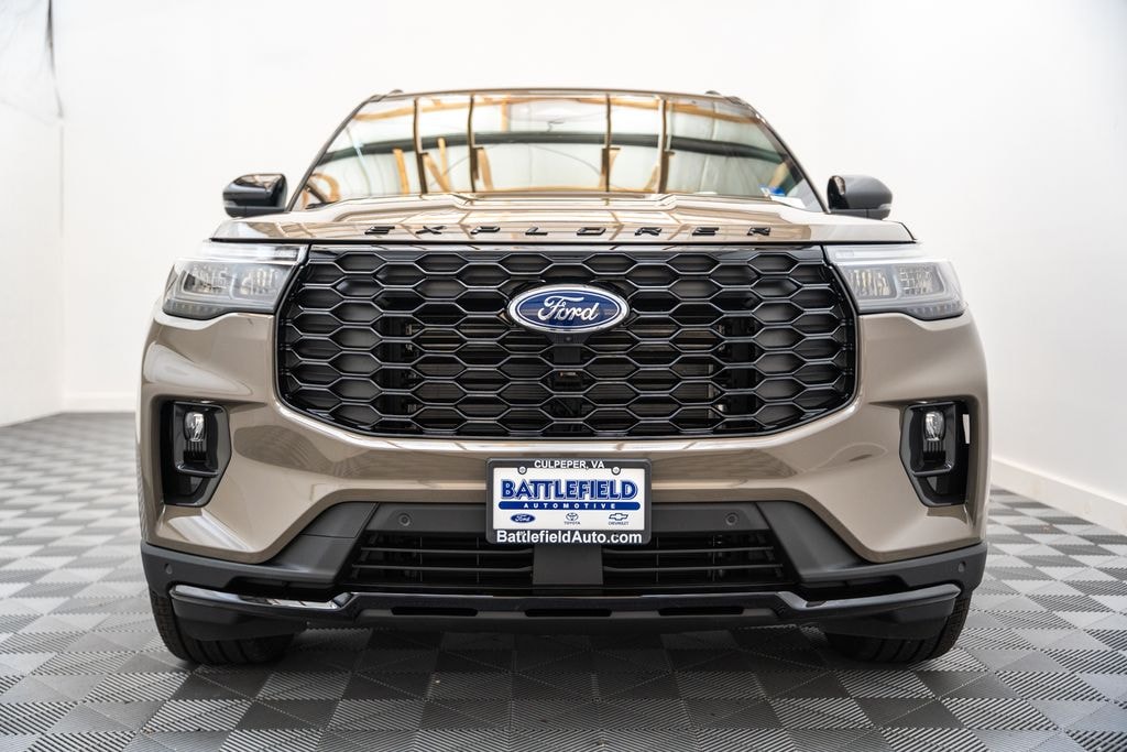 New 2026 Ford Explorer ST-Line SUV