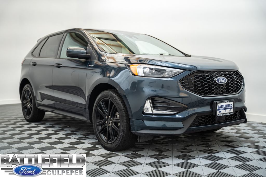 2024 Ford Edge SUV 