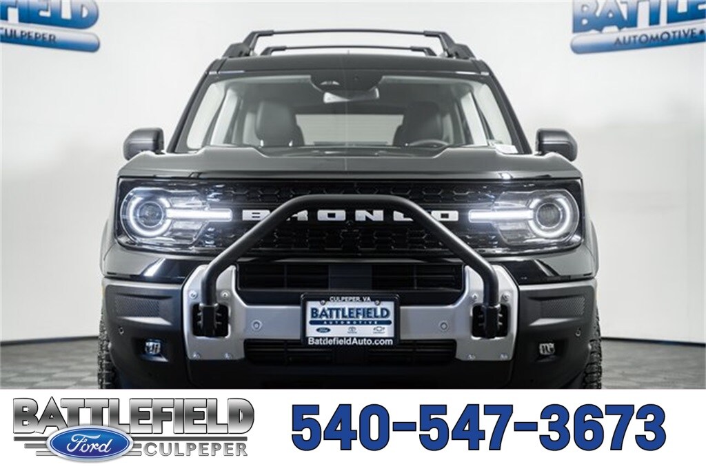 2025 Ford Bronco Sport Outer Banks photo 2