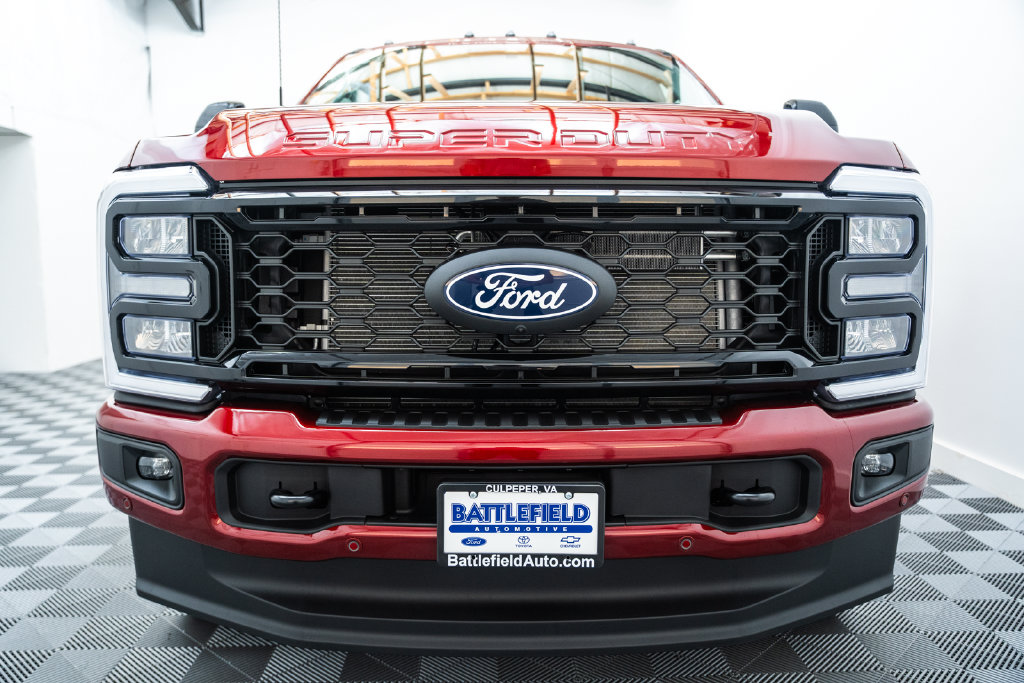 New 2027 Ford F-250 Lariat Truck