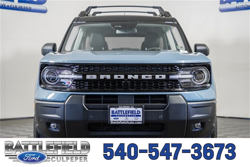 2025 Ford Bronco Sport Outer Banks photo 2