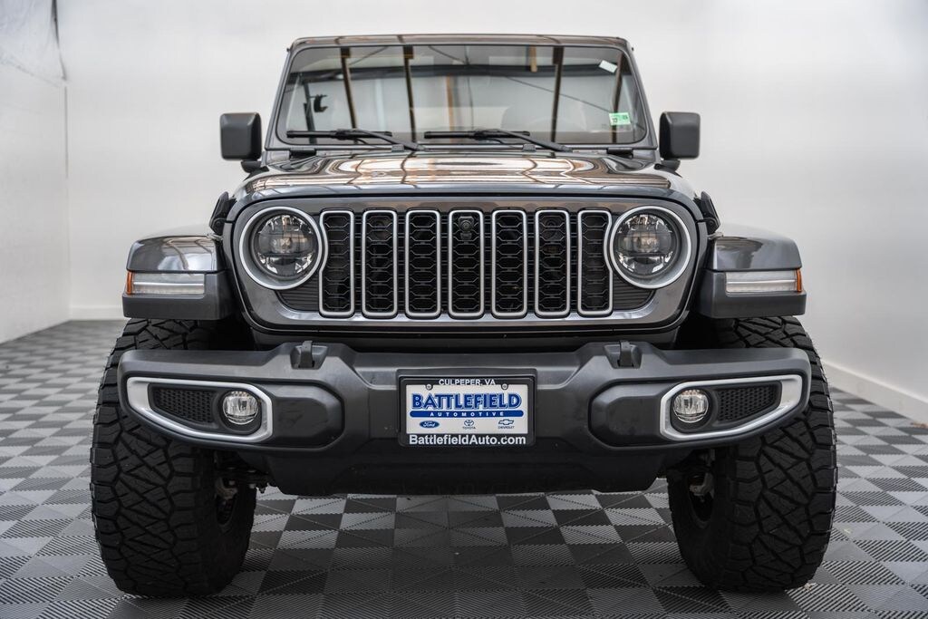 Used 2024 Jeep Wrangler Sahara SUV