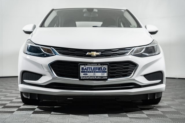 Used 2017 Chevrolet Cruze LT with VIN 3G1BE6SM7HS577182 for sale in Culpeper, VA