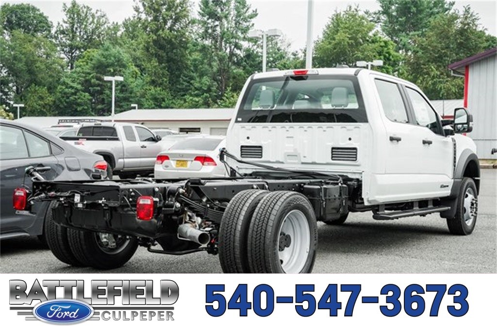 2025 Ford F-550 XL photo 3