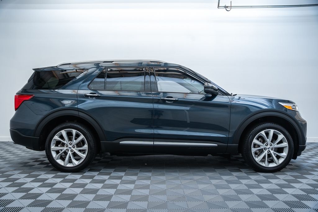 Certified 2024 Ford Explorer Platinum SUV