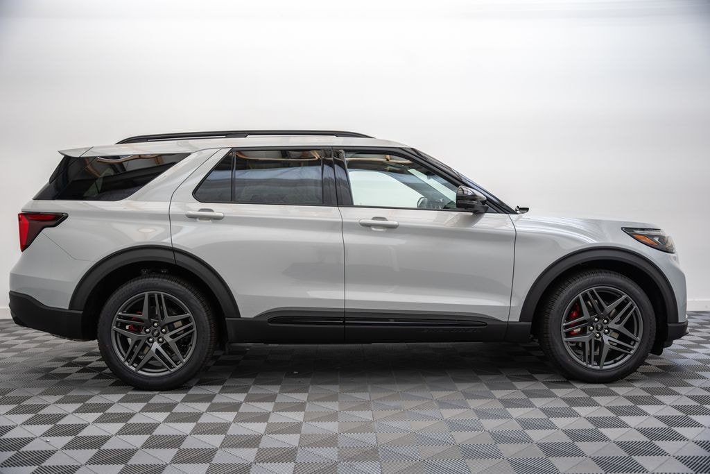 New 2027 Ford Explorer ST SUV