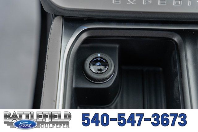 2026 Ford Expedition Active - Photo 31