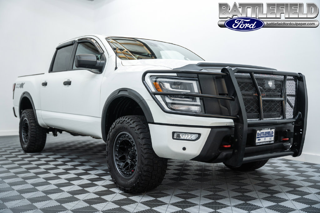  Nissan Titan