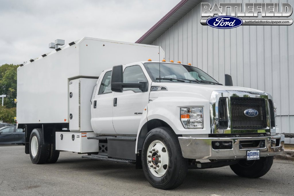 2023 Ford F-750SD Base Truck 7115P