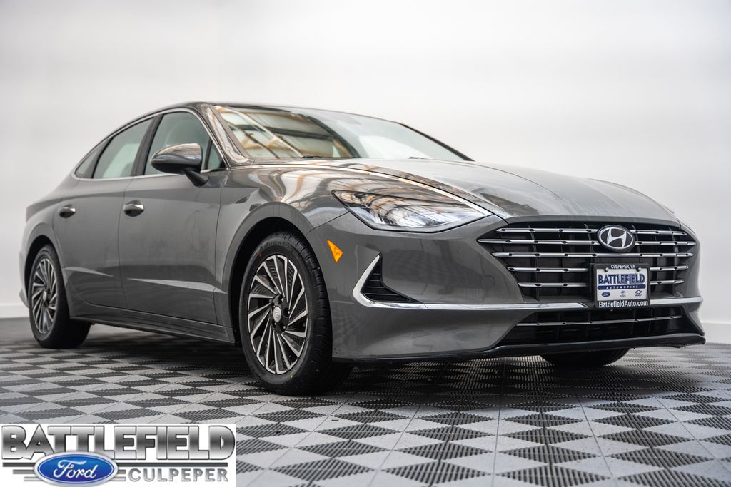 2022 Hyundai Sonata SEL's photo