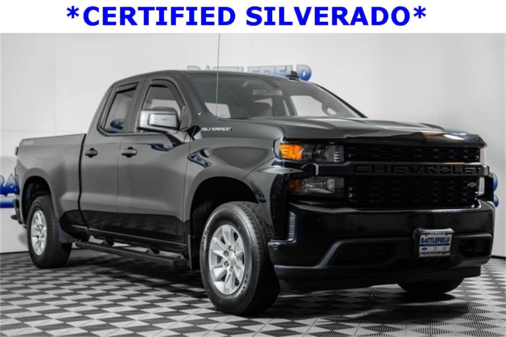 2020 Chevrolet Silverado WT's photo