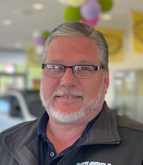 Staff member Jerry Warren from ID_3b8df198cba1
