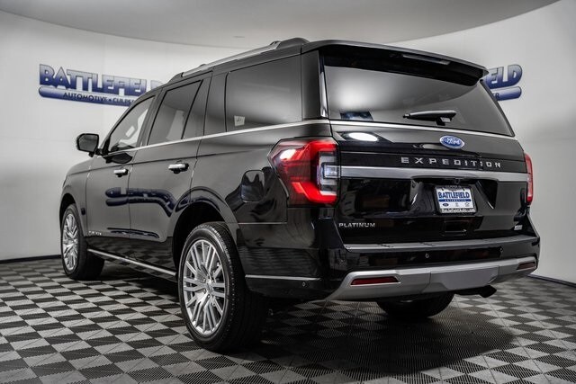 2024 Ford Expedition Platinum photo 2
