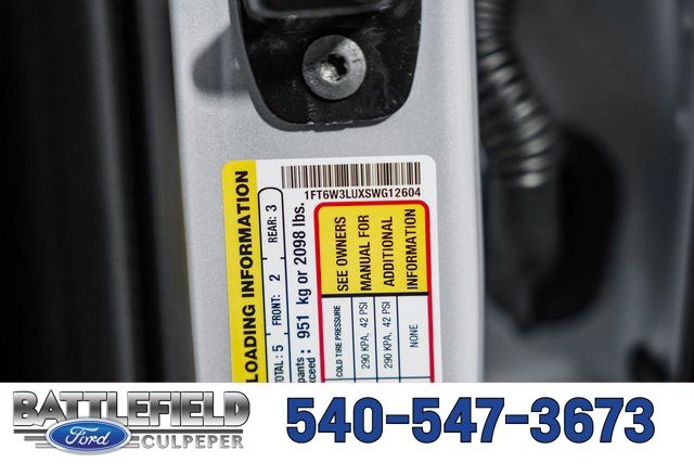 2025 Ford F-150 Lightning Flash - Photo 39