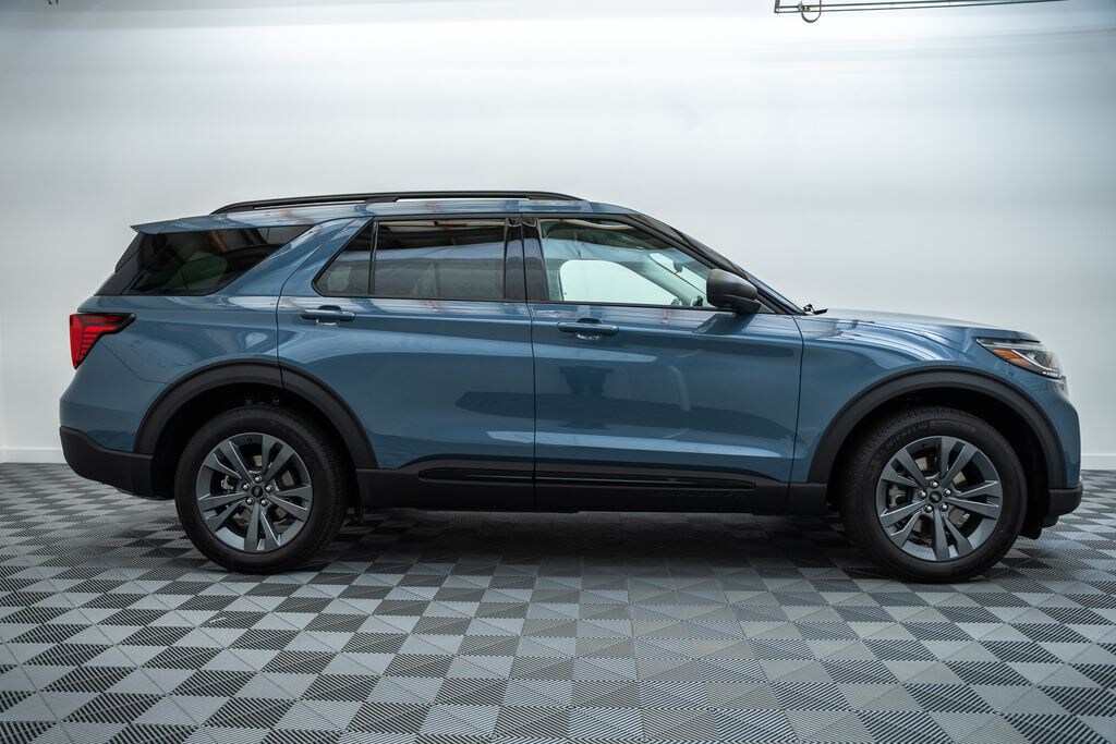 New 2026 Ford Explorer Active SUV
