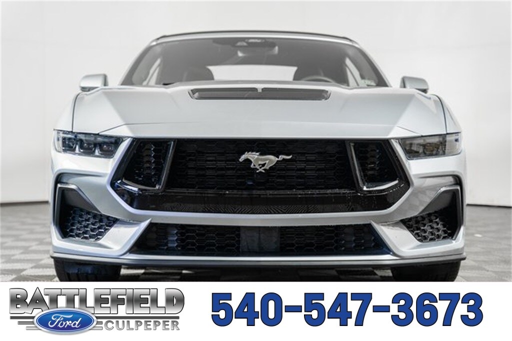 2025 Ford Mustang GT Premium Convertible photo 2