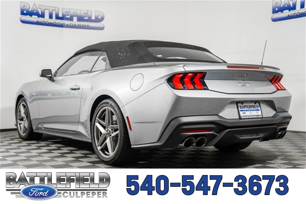 2025 Ford Mustang GT Premium Convertible photo 3