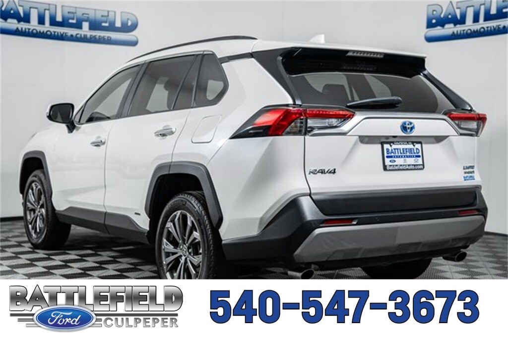 2022 Toyota RAV4 Hybrid Limited photo 4