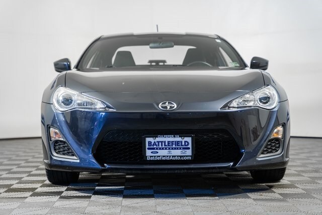 2013 Scion FR-S Base photo 2