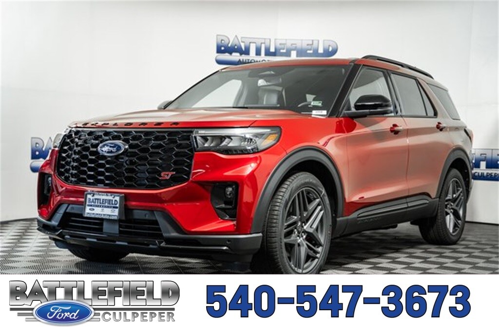 2025 Ford Explorer ST photo 3