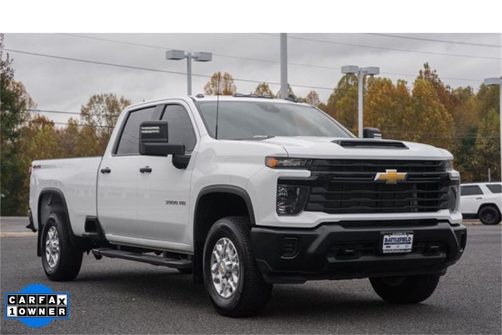 2024 Chevrolet Silverado 3500HD Work Truck's photo