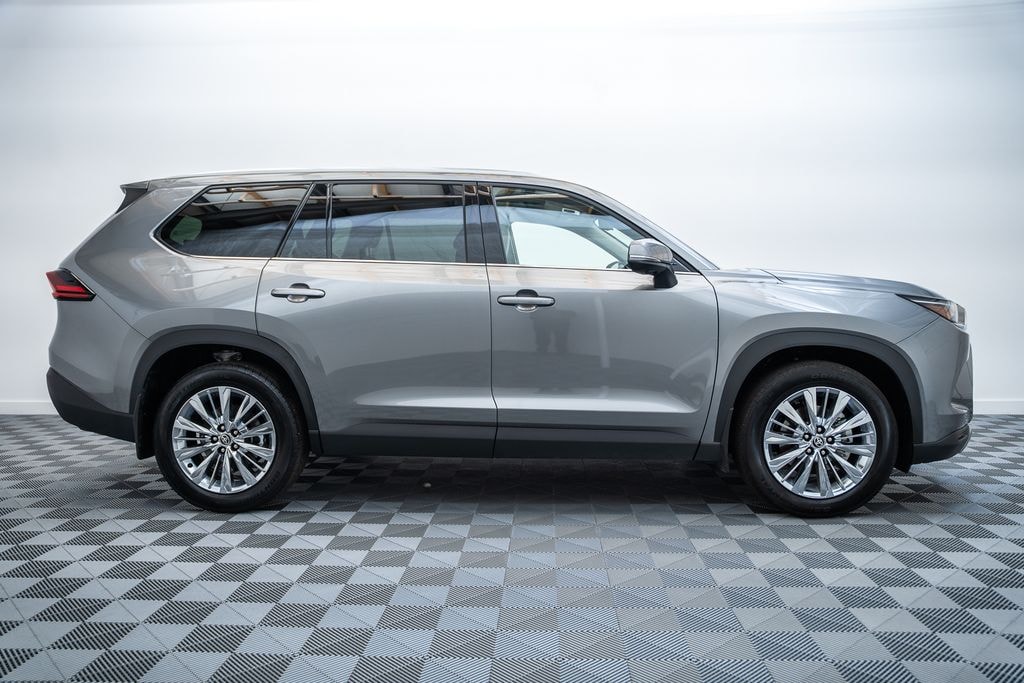 Used 2026 Toyota Grand Highlander Platinum SUV