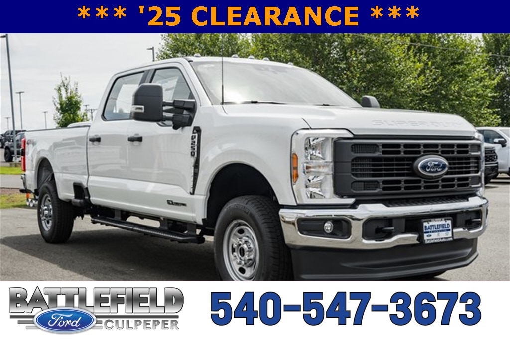 2025 Ford F-250 Super Duty XL's photo