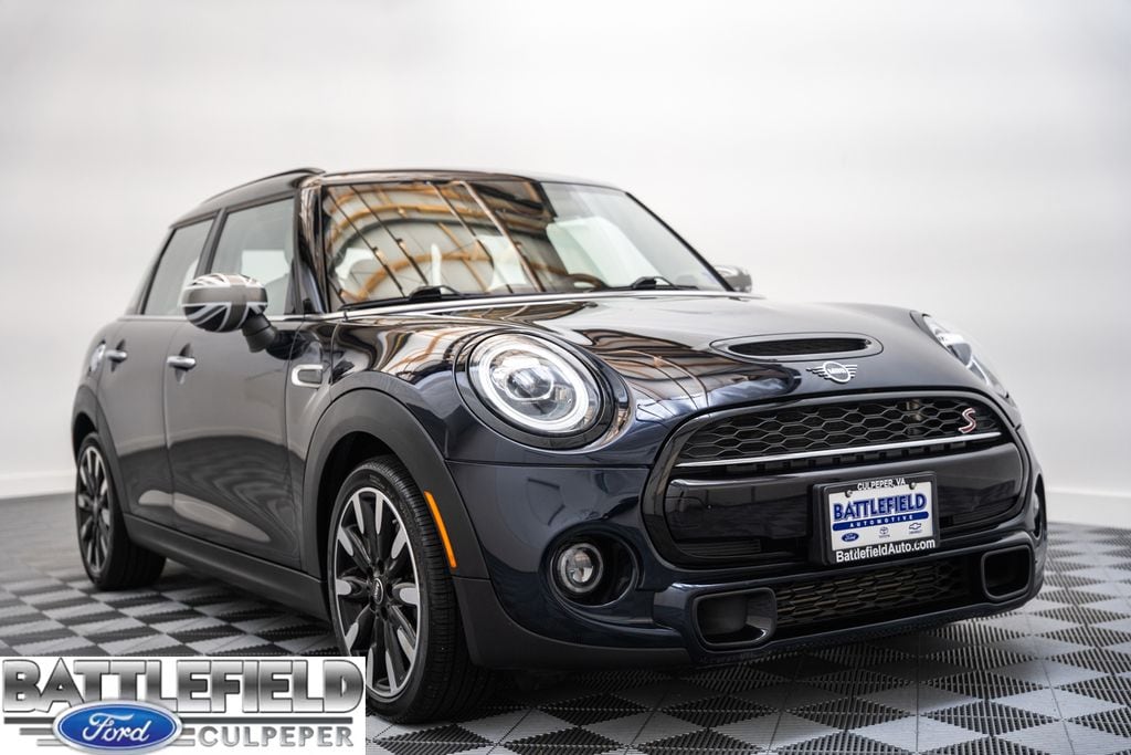 2020 MINI Hardtop Cooper S's photo