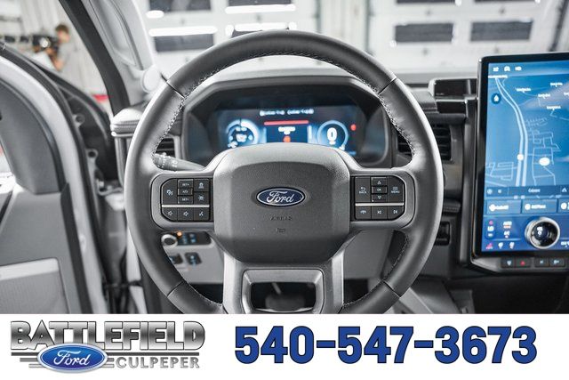 2025 Ford F-150 Lightning Flash - Photo 30