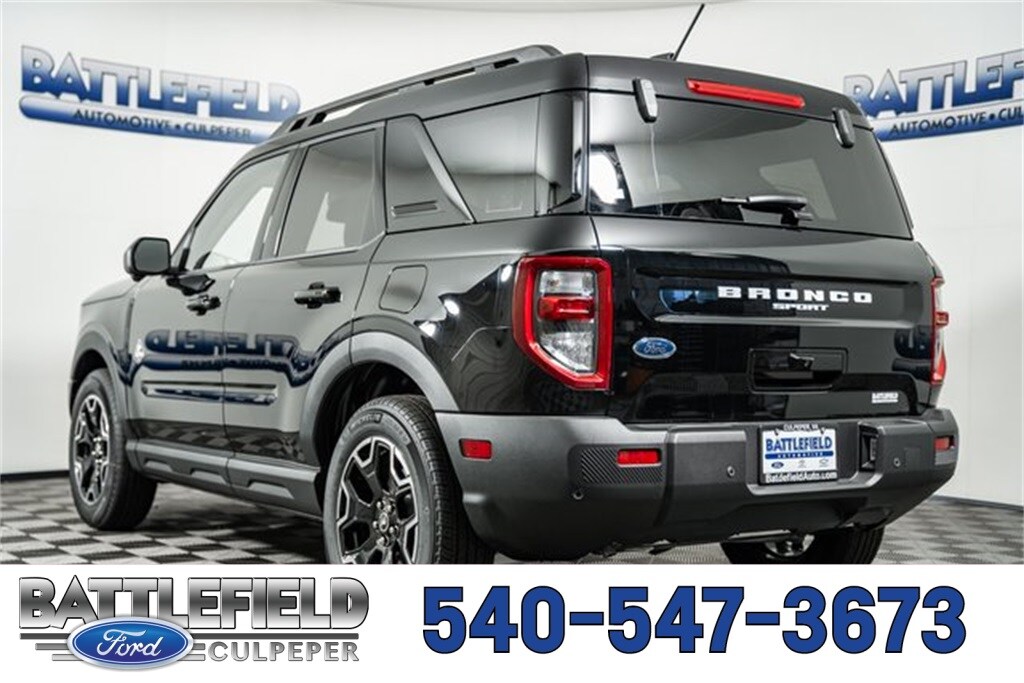 2025 Ford Bronco Sport Outer Banks photo 4