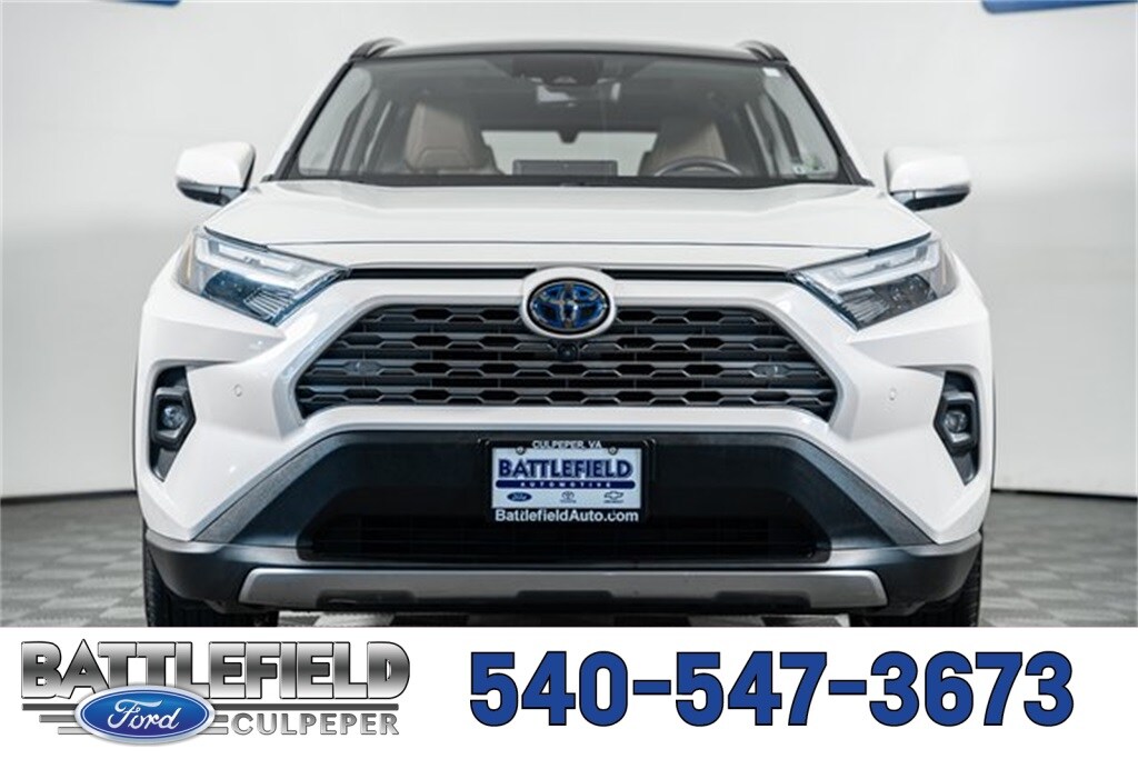 2022 Toyota RAV4 Hybrid Limited photo 2