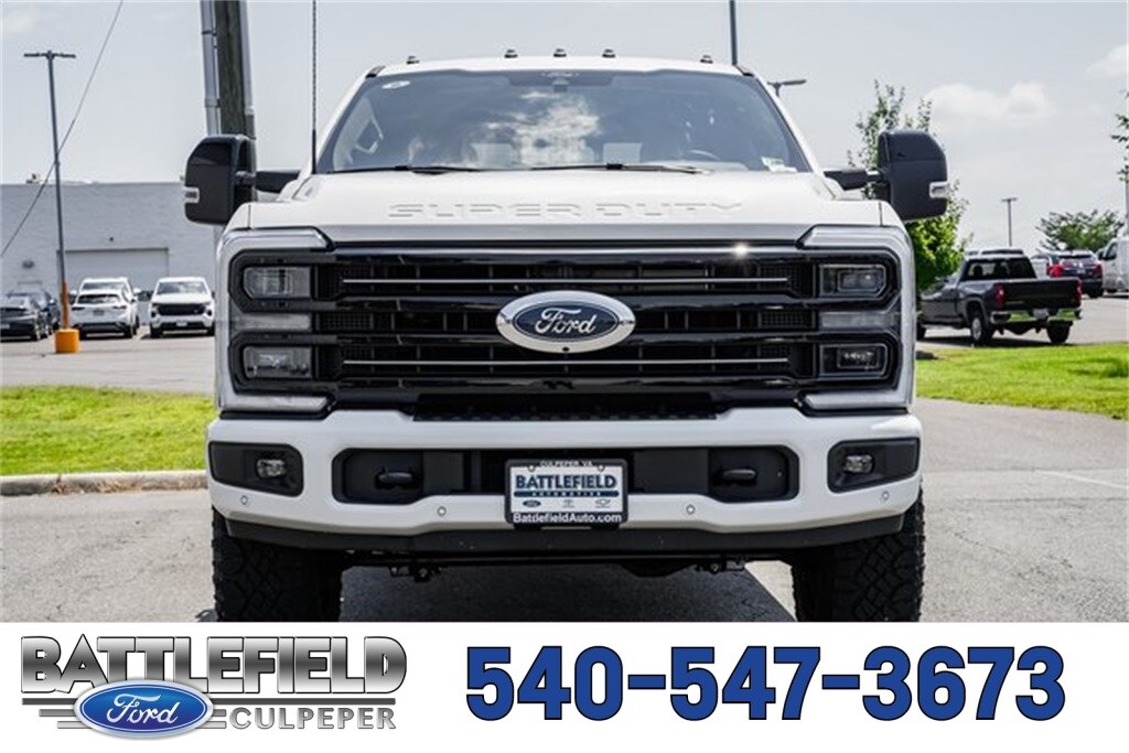 2025 Ford F-350 Platinum photo 2