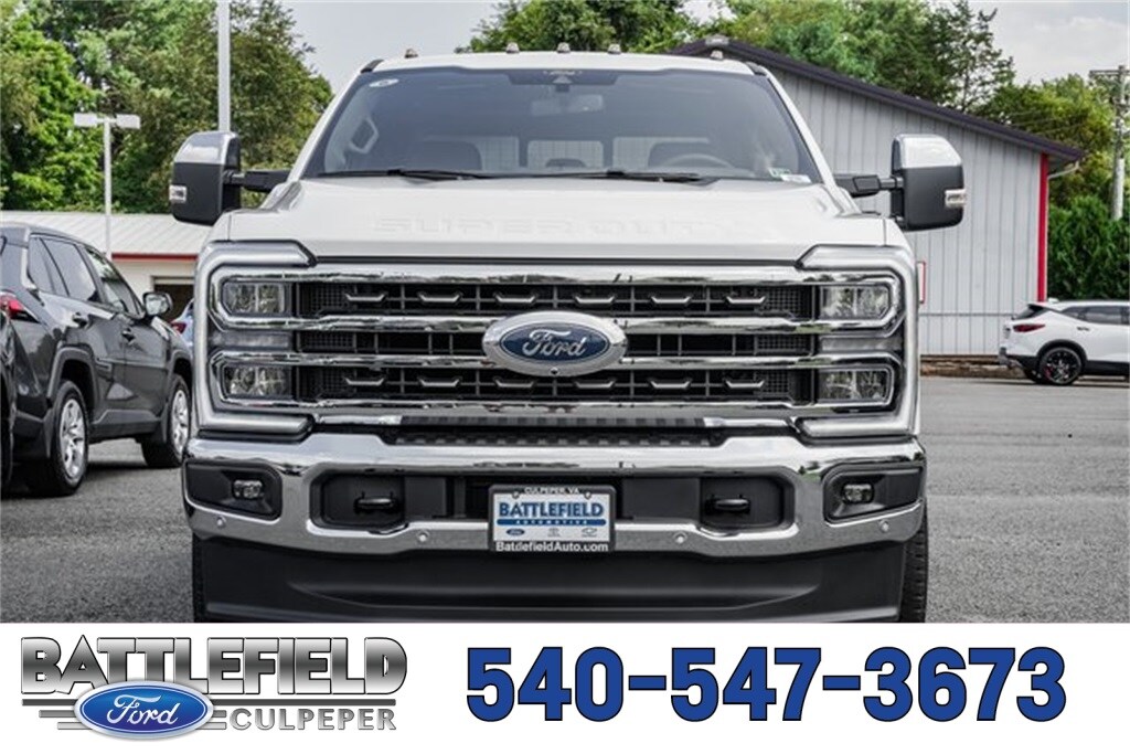 2025 Ford F-350 King Ranch photo 2