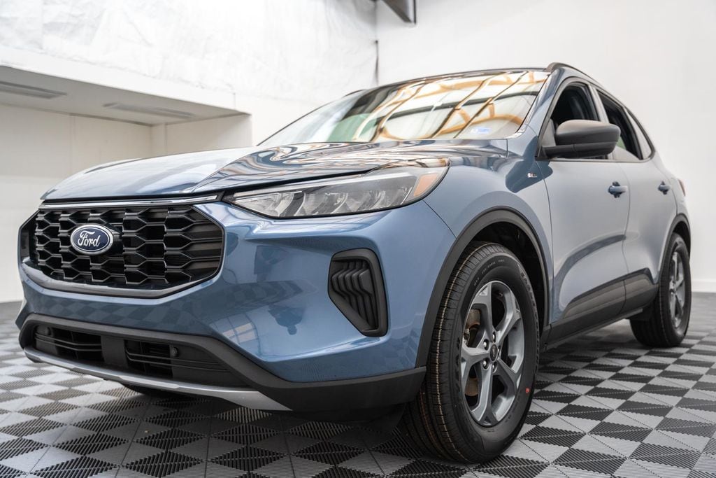 Certified 2025 Ford Escape ST-Line SUV