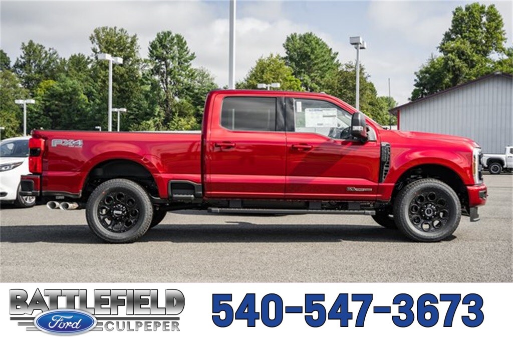 2025 Ford F-350 XLT photo 2