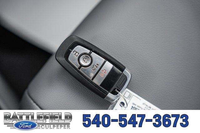 2025 Ford F-150 Lightning Flash - Photo 43