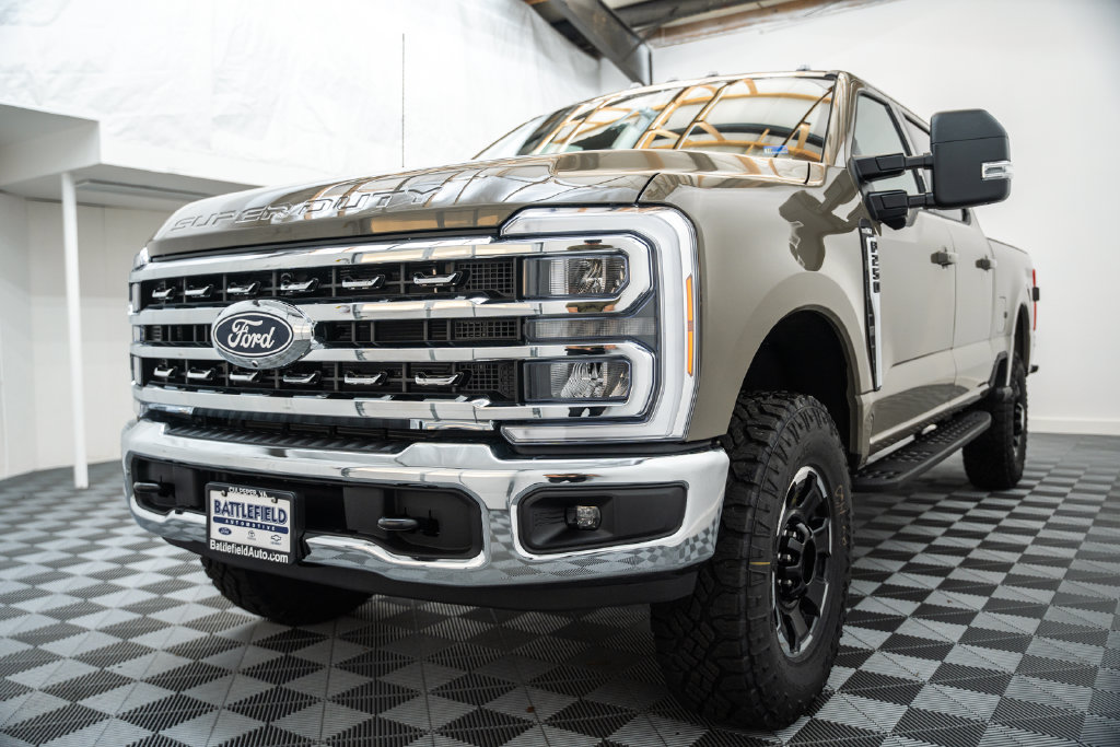 New 2027 Ford F-250 XLT Truck