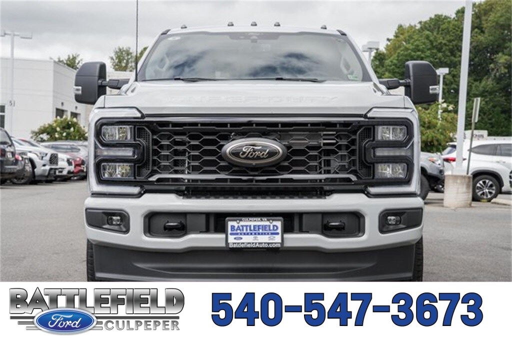 2026 Ford F-350 XLT photo 2