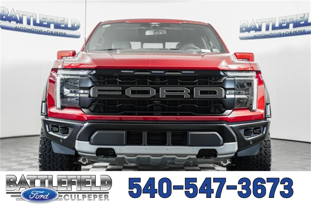 2025 Ford F-150 Raptor photo 2