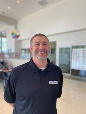 Staff member Tony Fotenos from ID_fc851f0f8831