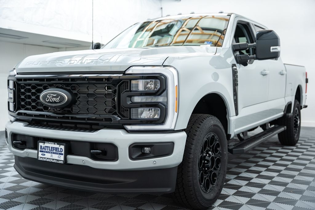 New 2026 Ford F-350 Lariat Truck